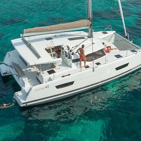 Catamaran&special Events Hotel en barco